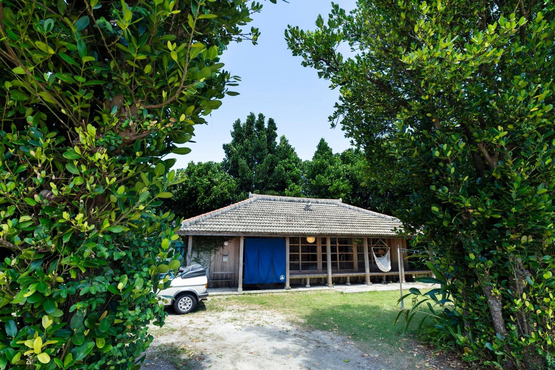 フクギに囲まれた家 さばんぎ沖縄古民家 Savangi Okinawan Designed Folk House Nakijin Εξωτερικό φωτογραφία